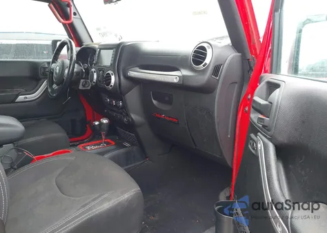 2018 Jeep Wrangler Jk Unlimited Sahara из США, поврежденный, VIN 1C4HJWEG1JL900737